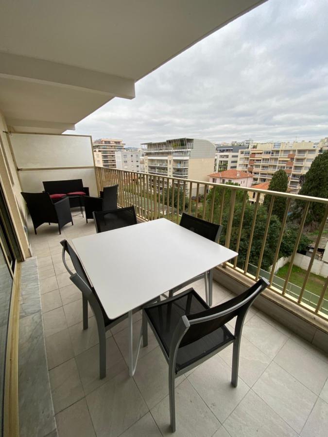 Superbe Appartement Renove A Neuf A 100M De La Mer Juan-les-Pins Eksteriør bilde