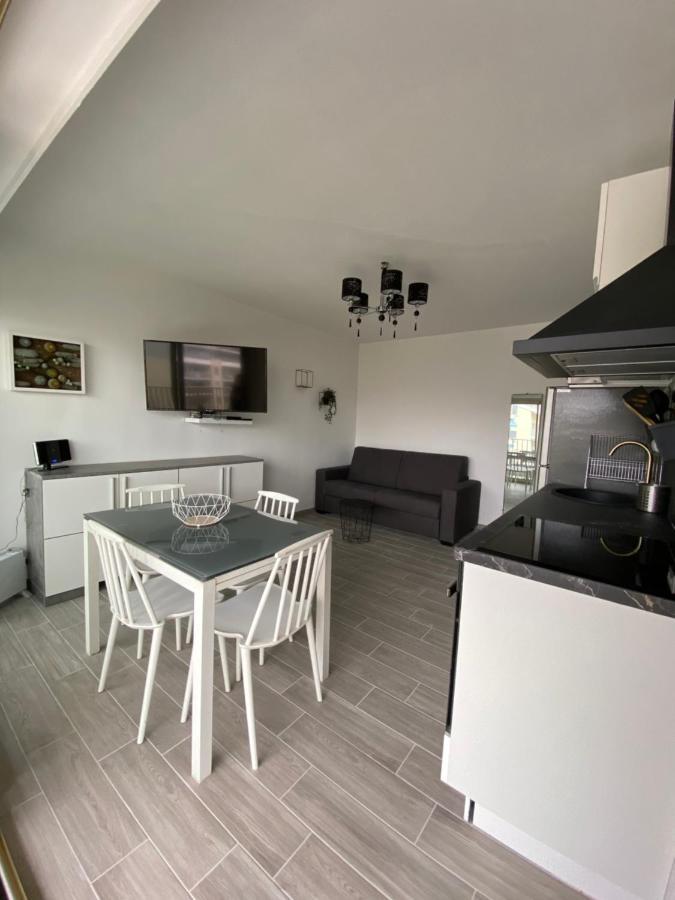 Superbe Appartement Renove A Neuf A 100M De La Mer Juan-les-Pins Eksteriør bilde